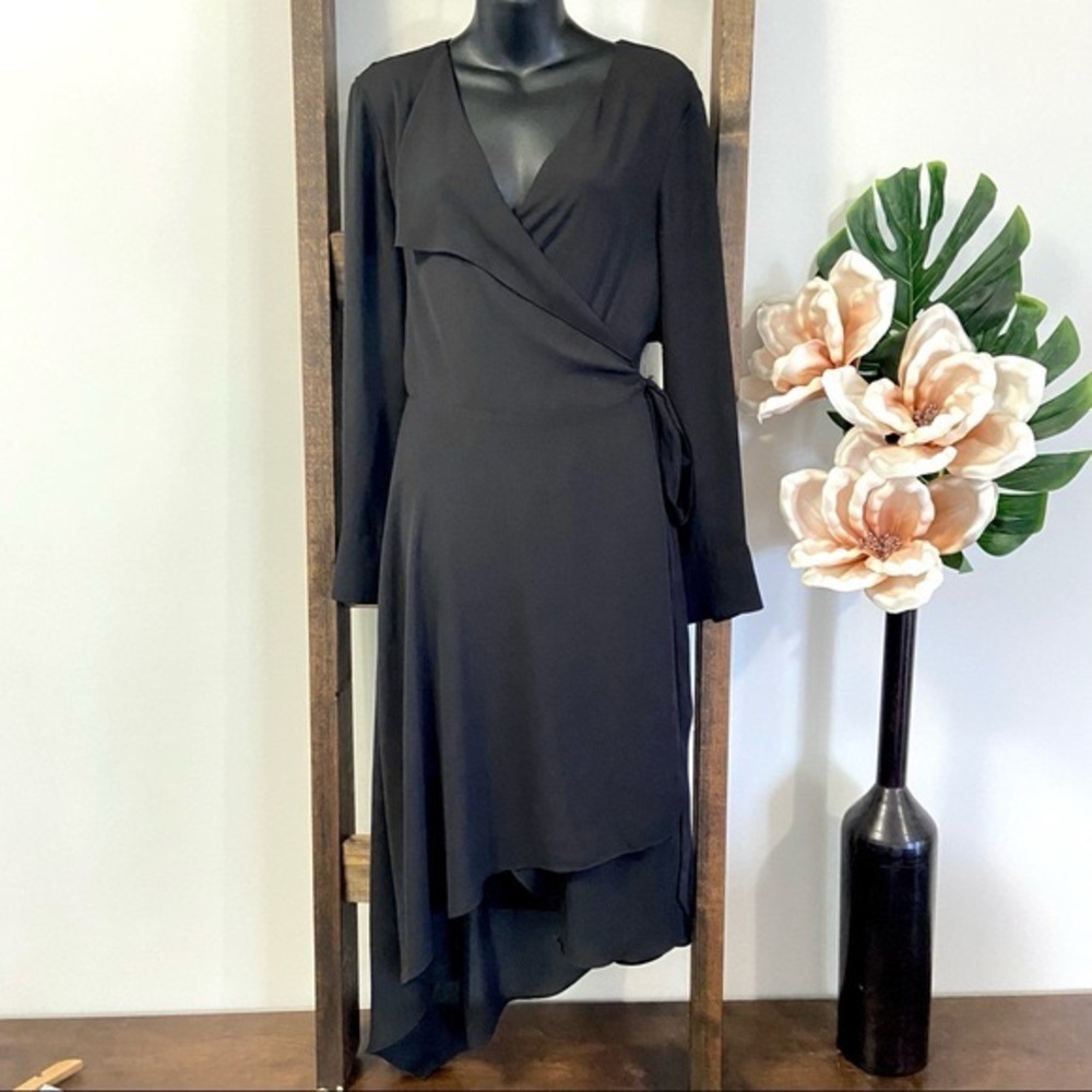New H Halaton chiffon wrap dress sz L